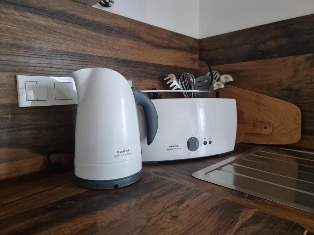 Luxusni Apartman S Krbem - Kunraticke Svycarsko Kunratice  Exterior foto
